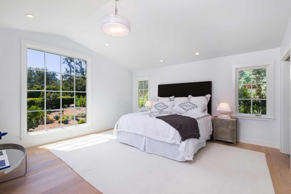 Leesa-Wilson-Goldmuntz-Romero-Canyon-Bedroom-2